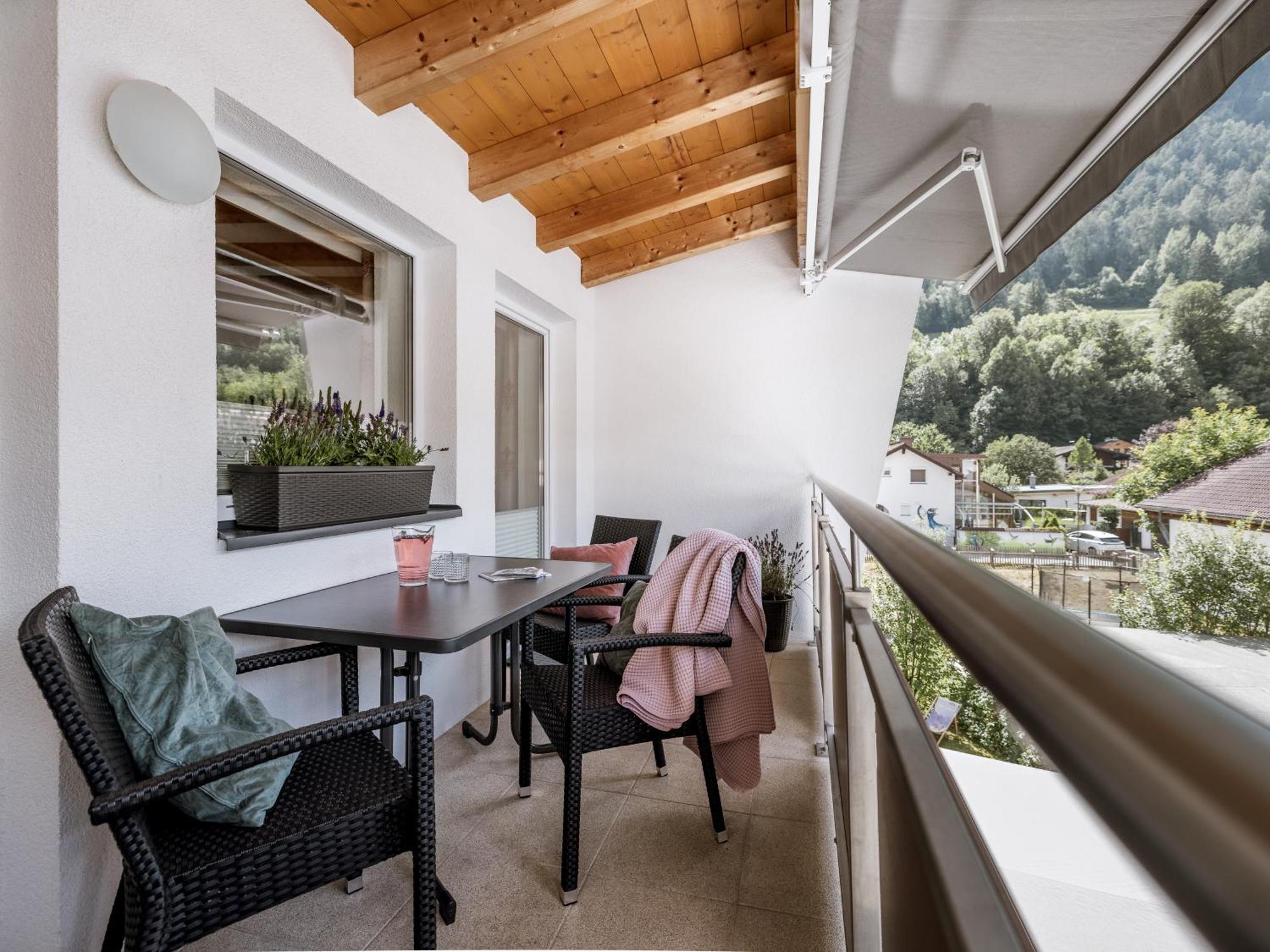 Alpenapartments Ried im Oberinntal Exterior photo